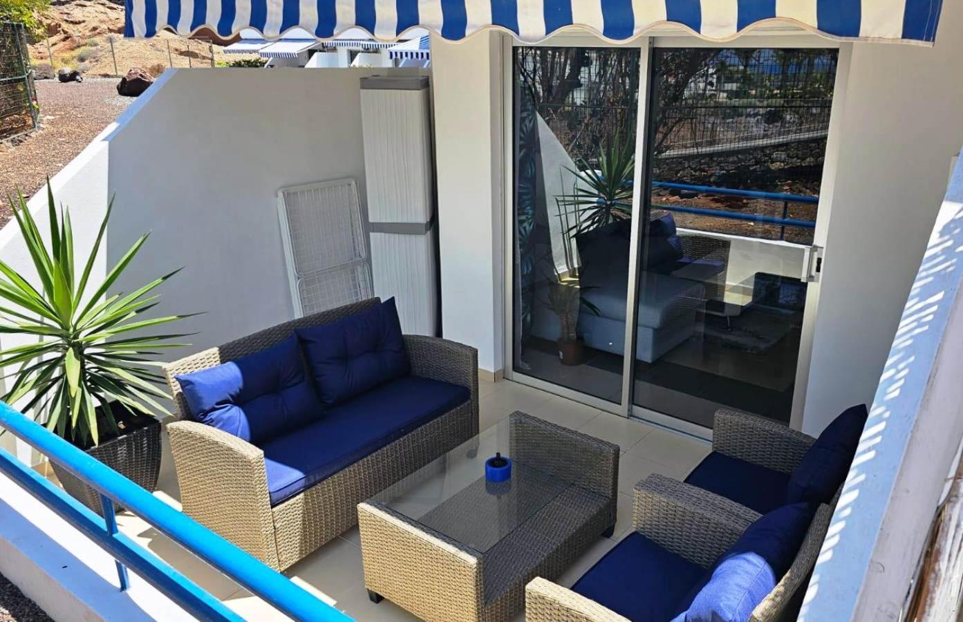 Blue Bay Paradise - Beach Front Apartment With Sea View Playa Paraiso  Exterior photo